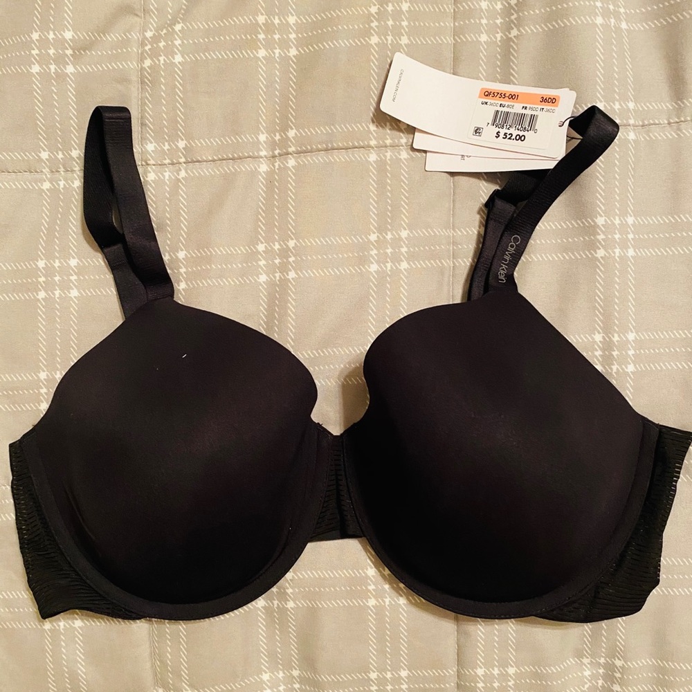NWT Calvin Klein Breathable Lightly Lined Bra 36DD